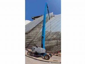 直臂式高空作業車